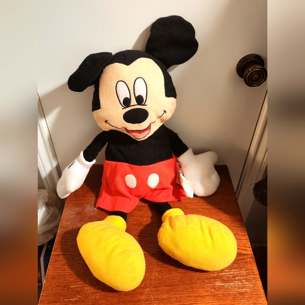 Disney Mickey Mouse Clubhouse Large Mickey Plush 31" Ear to Toe